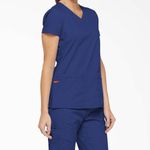 Dickies  Women's Everyday Signature V-Neck Scrub Top‎ XS Blue Photo 9
