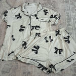 Amazon  Pajama Set Photo 0