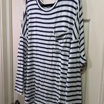Old Navy Oversized Long Sleeve Pocket Tee Shirt Top Size XXL Navy Blue Stripe Photo 2