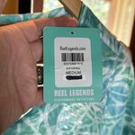 Reel Legends NWT  Soft Spirals Green Blue Tee Size Medium Photo 3