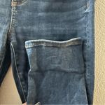 Loft  Modern Skinny Crop - size 27/4 Photo 3