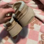 UGG  Tazz Platform Photo 2