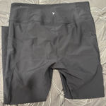 Old Navy  Active Leggings Photo 2
