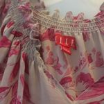 Elle FINAL MARKDOWN 


Ladies  top extra small Photo 4