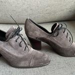 Stuart Weitzman  gray suede oxford heels  Photo 0