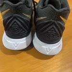 Nike Kyrie 5  Photo 4