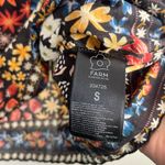 Farm Rio Black Jujus Garden Blouse strawberry size small Photo 4