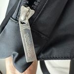 Lululemon Everywhere Belt Bag - 2L NWOT Photo 3