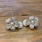 Adrian Buckley NIB England Jewellery Flower Earrings, Clip-On Photo 7