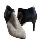 Vince Camuto Saron Bootie Moonstone Gray & Black Suede Leather Size 9 Heels Photo 0