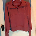 Old Navy Active  crew neck Photo 0