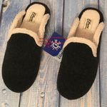 Dearfoams  Slippers, Size 9/10 Photo 4