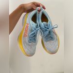 Hoka  One One Bondi 8 D Wide Summer Song Size 10 Photo 3