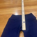 Booty By Brabants  women’s blue capris legging size one size . Photo 2