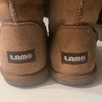 Lamo Kora Women’s Size 9 Faux Fur Lining Chestnut Suede Boots Tan Photo 6