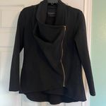 Olivaceous Black Jacket Photo 0