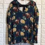 Just Fab floral‎ top Photo 1