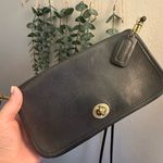 Coach Vintage  American Classic Crossbody Black Leather Dinky Clutch Bag - 1980s Photo 2