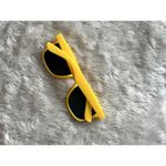 None Adult Yellow UV Protection Fashion Sunglasses Photo 1