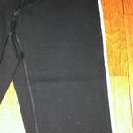 Lululemon  athletica black and white capri leggings‎ Photo 4