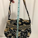 Vera Bradley RETIRED  women’s Hannah yellow bird pattern small handbag‎ Photo 9