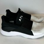 APL Women's Techloom Bliss Size 7.5 Black Athletic Sneakers Shoes EUC Photo 2