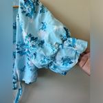 Versona Light blue floral puff sleeve crop top Photo 2