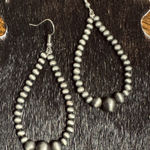 Faux navajo pearl earrings Silver Photo 0