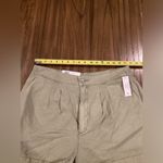 Joie  sage green linen pleated high rise shorts nwt size  large new faded cactus Photo 3