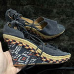 CAbi  6001 Navy Blue Suede Isla Tassel Ankle Tie Espadrille Wedges Size 7 Photo 0