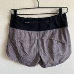 Lululemon Run Times Short II 4" Heather Lux Black Grey Shorts Womens 4 Photo 3