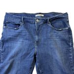 Levi Strauss & CO. Classic Straight‎ Leg Blue Denim Jeans Women Size 34 Cuffed Photo 1