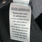 Good American Good Waist Split Hem Jeans Black Women’s Size 26 Grommet Detail Photo 10