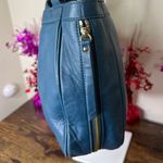 Isaac Mizrahi Blue Shoulder bag Photo 3