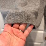 Artisan Women's 100% Cashmere Gray Knit Sweater Crew Neck Long Sleeve Size Large Photo 4