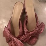 Atsroel pink metallic shoes Size 8 Photo 2