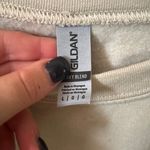 Gildan  Crewneck Photo 1