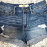 Hollister High-Rise Short-Shorts Photo 0