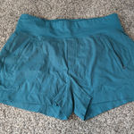 Athleta  Trekkie North Shorts size 12 Photo 0