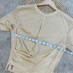 Lululemon Women’s Lightweight Mesh Reversible Yoga T-Shirt in Prosecco Size 0 Photo 14