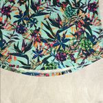 Reel Legends  Performance Outfitters Short Sleeve Tropical Themed Shirt Photo 2