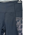 Zyia  active size medium‎ 6 8 black athletic leggings with side pockets camo Photo 2