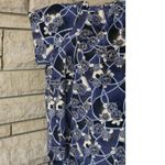 Maggie Barnes Maggie‎ Barnes Women's Size 32W Blue Floral Print Short Sleeve Button Down Shirt Photo 1