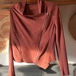 BLANK NYC  Faux Suede rust moto drape, diagonal Zip Sweater xs Photo 0