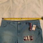 Gloria Vanderbilt Women’s Jean Shorts Photo 6