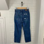 American Eagle High Rise Mom Straight Distressed Jeans Size 6 Photo 10