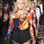 Balenciaga NWOT  silk top Size 36 Photo 6