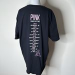 Pink Summer 2017 Black and White Concert Tee Size XL Photo 3