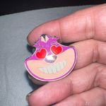 Disney  2015 Emoji Blitz Cheshire Cat Heart Eyes Alice in Wonderland Pin Photo 1