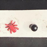 Halloween Spider & Eyeball Stud Earrings – Set of 2 Pairs Red Photo 0